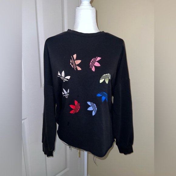 adidas Sweaters - Oversized Adidas Sweater